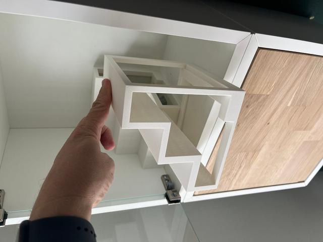 Display steps for Eket 3D model thumbnail