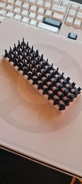 Rigid Bit Holder LTT Screwdriver 60 Bits (Loose fitting) 3D model thumbnail