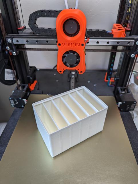 Parametric Gridfinity Divider Bins 3D model thumbnail