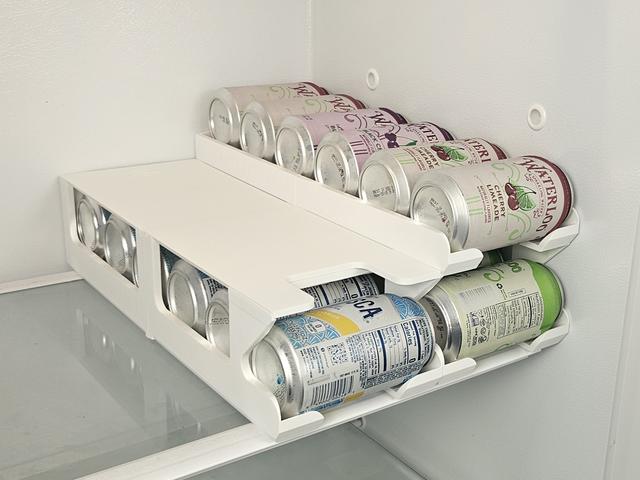 V2 Beverage Can Dispenser-Five 500ml cans 3D model thumbnail