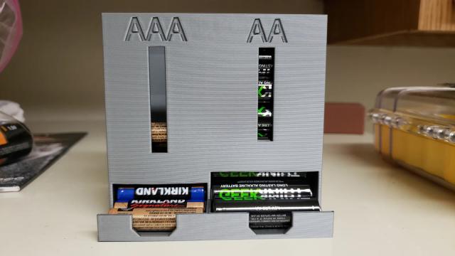 Battery Dispenser With Lid 3D model thumbnail