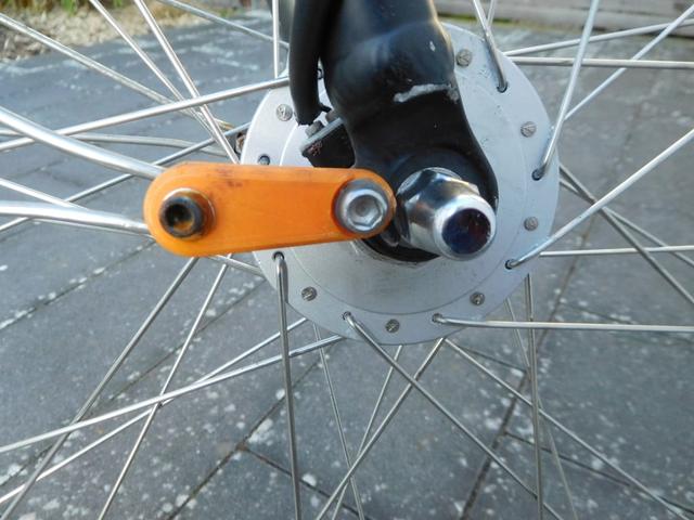 Bicycle Mud Guard Holder /  Fahrrad Schutzblech Streben  3D model thumbnail