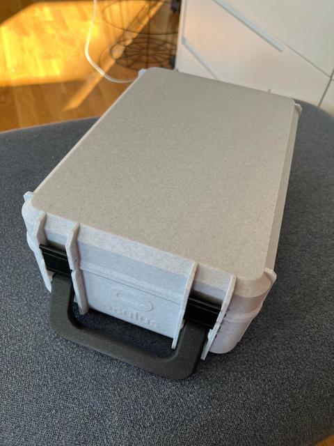 Oculus Quest 2 Case 3D model thumbnail