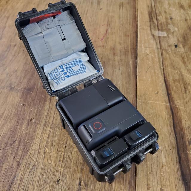 GoPro 8 - Rugged Case, But With Spot For Charger 3D model thumbnail