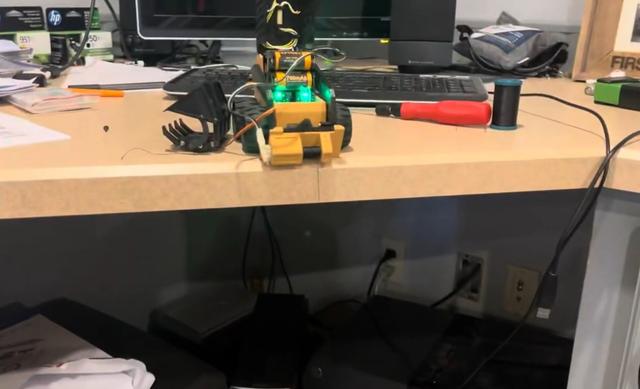 mini skiddi winch 3D model thumbnail