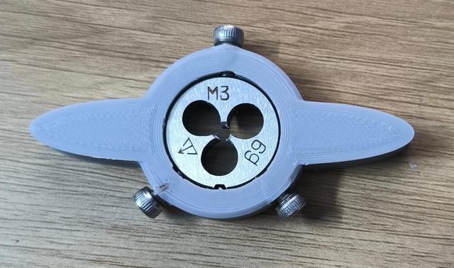 M3,M4,M5,M6 Die 20mm 3D model thumbnail