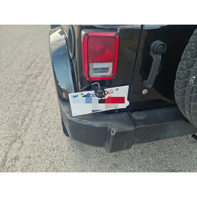 Simple Jeep JK License Plate Bracket 3D model thumbnail