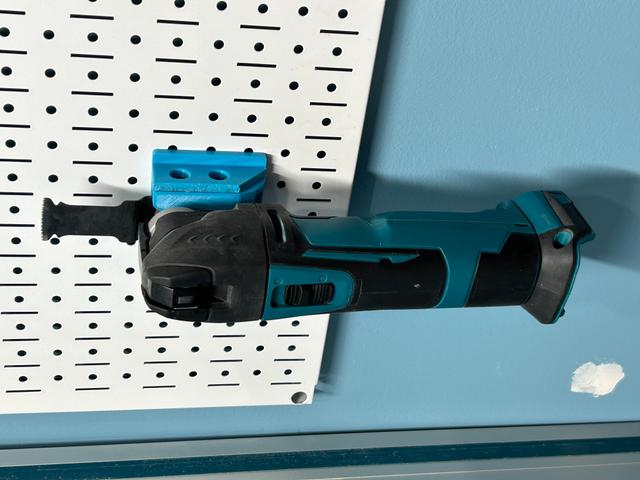 Makita Oscillating Multi-Tool mount for Wall Control 3D model thumbnail