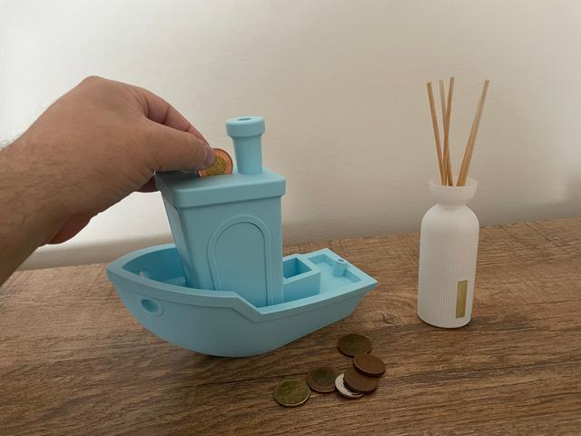 3DBenchy Piggy Bank 3D model thumbnail