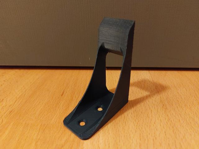 Longer remix of Spray holder 3D model thumbnail