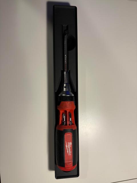 Gridfinity Milwaukee Screwdriver Holder 1x7 3D model thumbnail