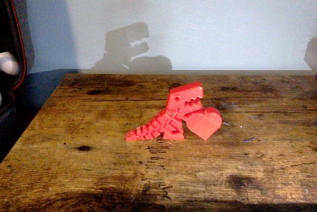 Flexi Rex with Heart 3D model thumbnail