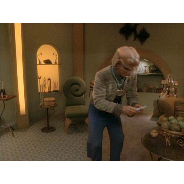 Ferengi House Furniture- Star Trek DS9 3D model thumbnail