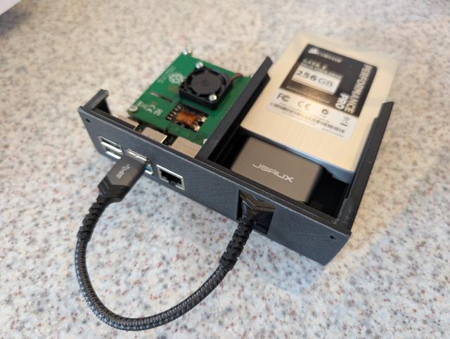 PI 4 + 3x sdd tray combo remix 3D model thumbnail