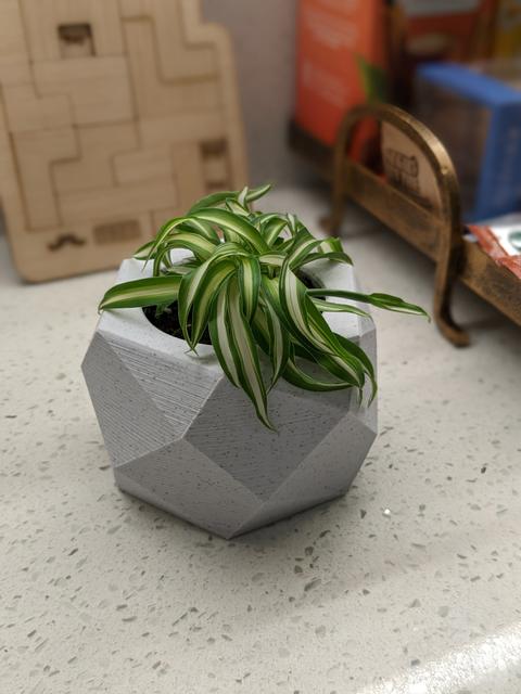 Blocky Planter #2 with drainage hole 3D model thumbnail