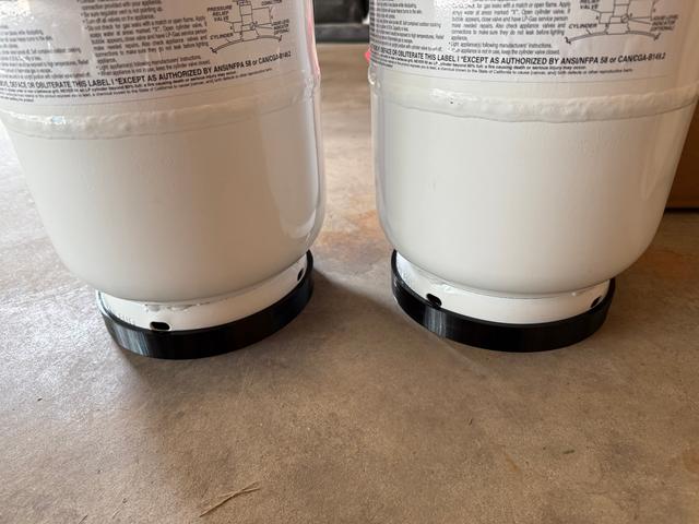11 Pound Propane Tank Ring and Sensor Spacer 3D model thumbnail