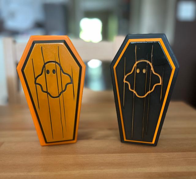 Halloween Ghost Topper for Twist Lock Coffin 3D model thumbnail