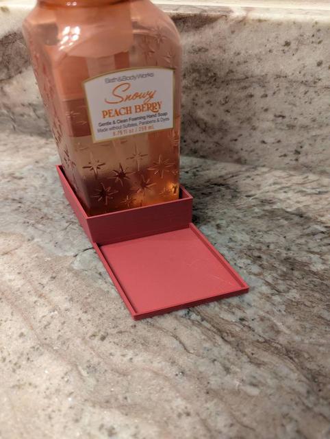 Bath & Bodyworks Trapezoid Foaming Soap Drip Tray 3D model thumbnail