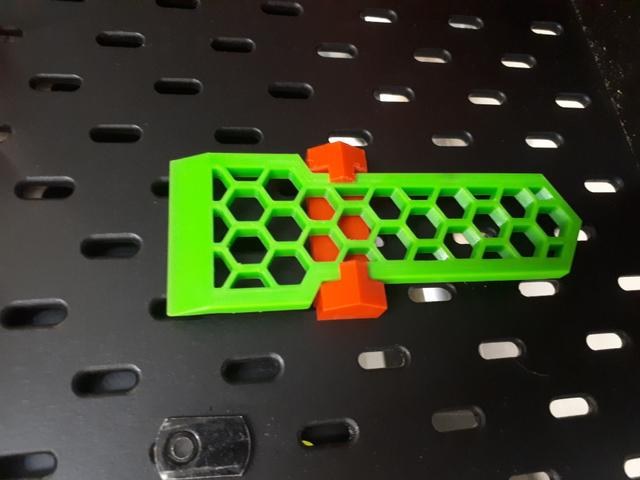 Honeycomb Scraper Holder for Skadis Walls 3D model thumbnail