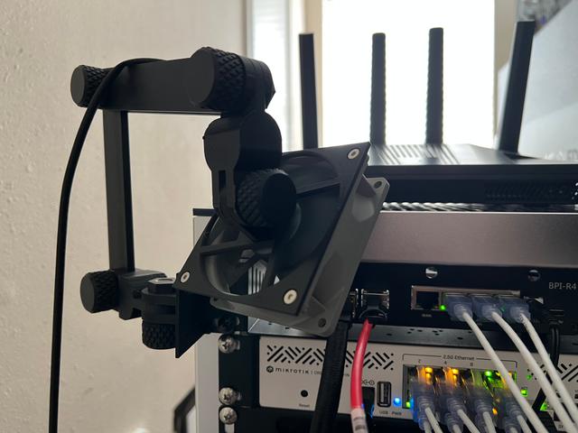 80mm fan holder for mechanically articulated arm 3D model thumbnail