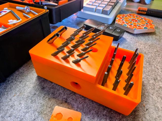 High-Capacity "Ledge" Bit Insert (Prusa Tool Box - 60mm Version) 3D model thumbnail
