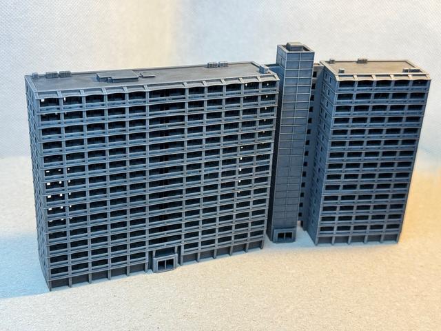 T Gauge 1:450 Apartment Building / brutalist style towers 3D model thumbnail