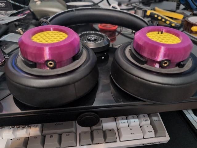 Grado Headphone Ear Cup and Mesh with 3.5mm Socket 3D model thumbnail