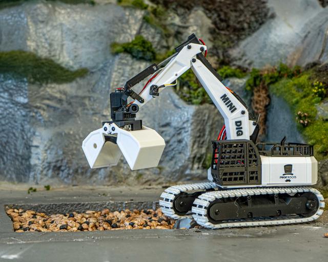 RC Excavator Large Scoop 3D model thumbnail