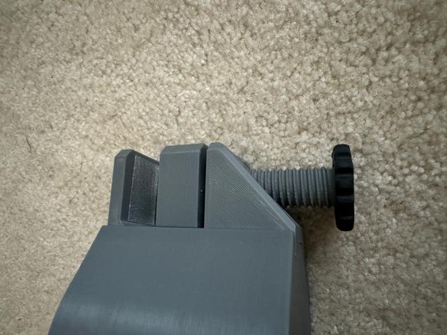 Thicker Desktop Bracket 3D model thumbnail