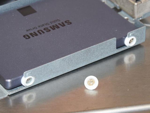Lenovo ThinkCenter M600 M700 Tiny SSD Caddy Screw 3D model thumbnail