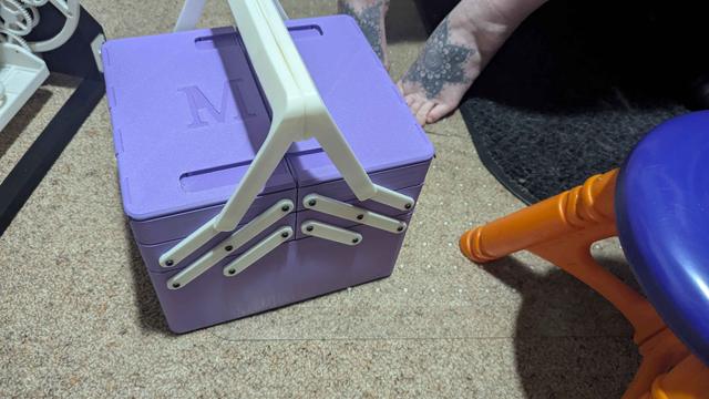 Cantilever tool/sewing box PLA friendly Screw variation 3D model thumbnail