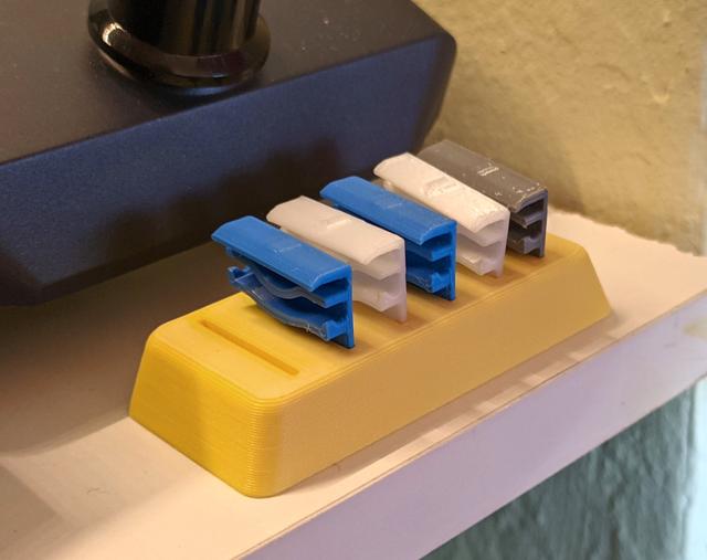 Holder for Grandma's Favorite Filament Clip 3D model thumbnail