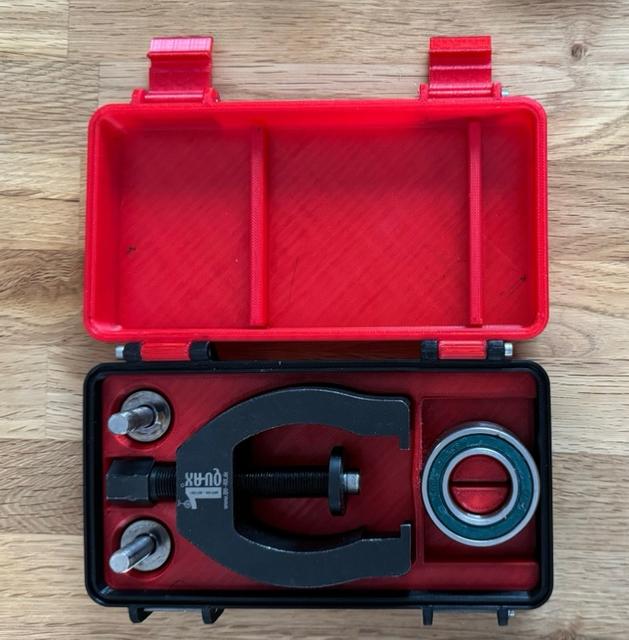 QU-AX Bearing Puller Case / Lagerabzieher Tool-Box 3D model thumbnail