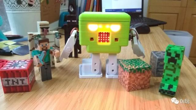 Micro:bit biped robot 3D model thumbnail