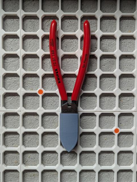 openGrid Knipex Wall Mounts (72 01 160, 72 01 140 & 78 71 125) 3D model thumbnail