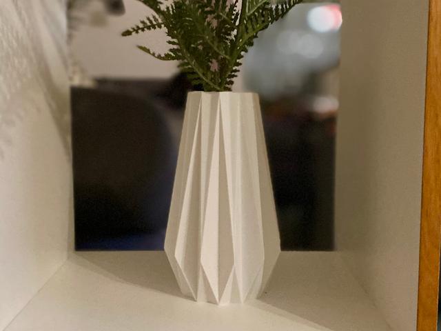 Tradicional crystal vase - vase mode print 3D model thumbnail