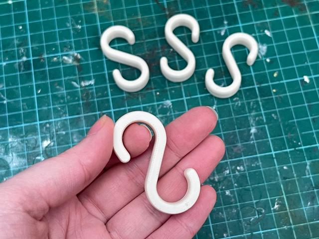 Small + Chunky S-hook for CSM Weights 3D model thumbnail