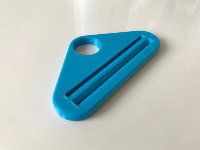 Hanging Toothpaste Squeezer with bevel 3D model thumbnail