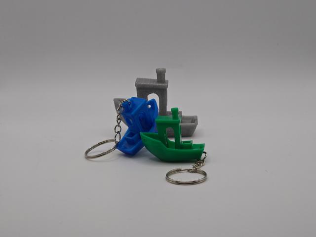 Mini 3D Benchy Keychains (Remix) 3D model thumbnail
