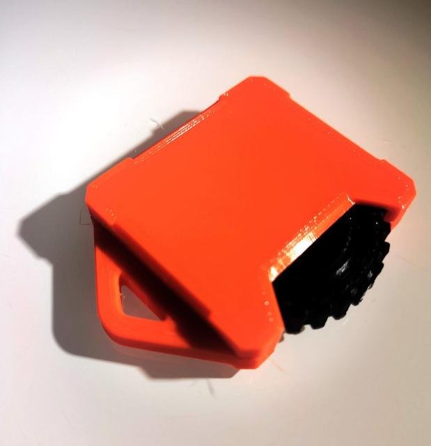 Keyfob Cover for Fidget Clicking Wheel 2.0 3D model thumbnail