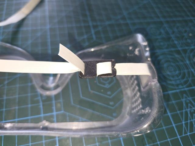 rubber band clip 3D model thumbnail