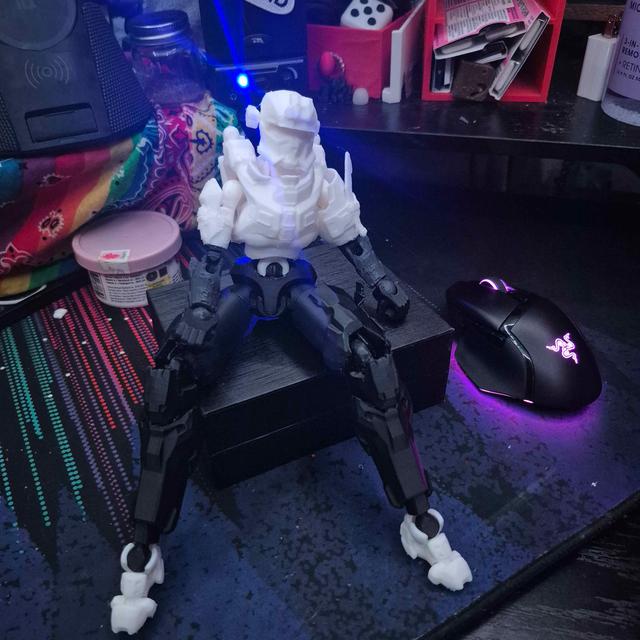 Halo Spartan Carbon 13 3D model thumbnail
