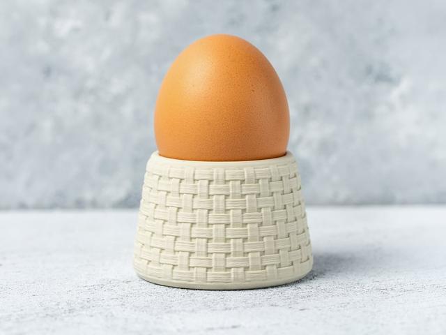 Woven Egg Cup 3D model thumbnail