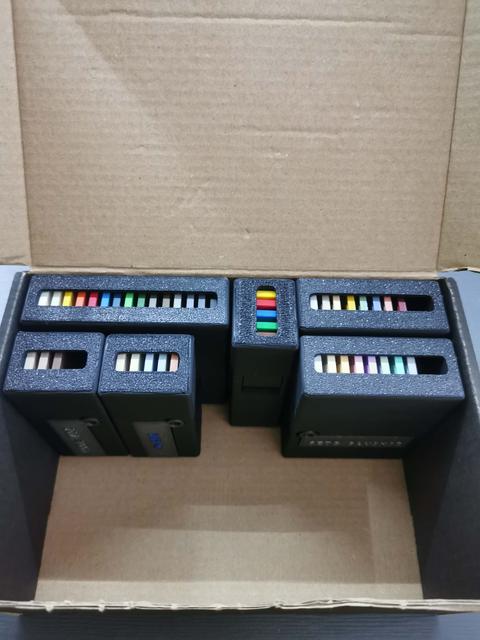 Box for filament samples/swatches (Aurapol samples) 3D model thumbnail