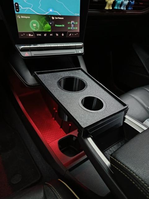 Coffee and bottle tray for Renault Megane E-tech 3D model thumbnail