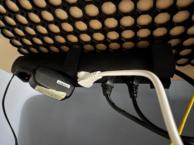 Multiboard/Underware Power Strip holder for screw bolts 3D model thumbnail