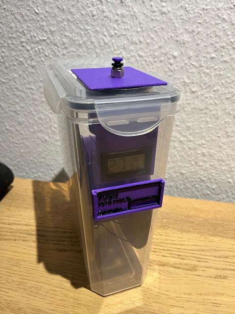 Cereal Container DryLid 3D model thumbnail