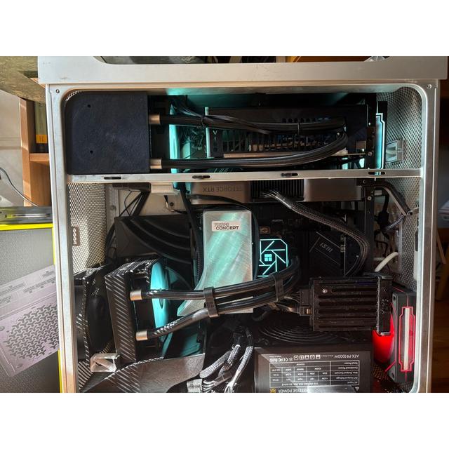TURTLE AIO cooler for Tesla V100 SXM2 + PCIe Carrier 3D model thumbnail