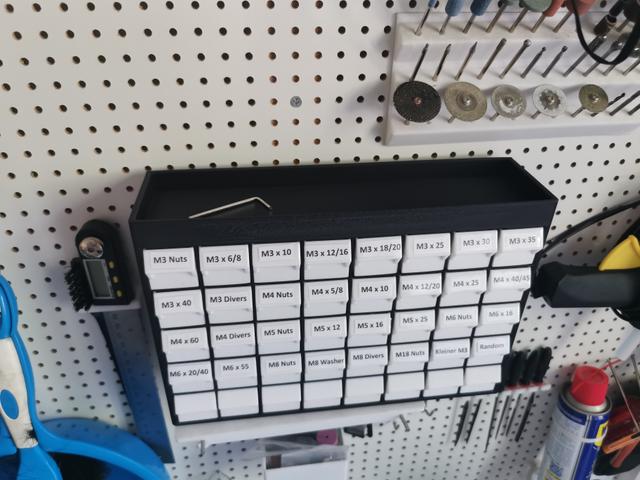 Parametric Screw/Hardware Organizer 3D model thumbnail