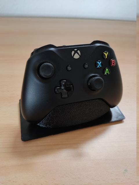 Gridfinity Minimalistic Xbox Controller Stand Tilted Up 3D model thumbnail